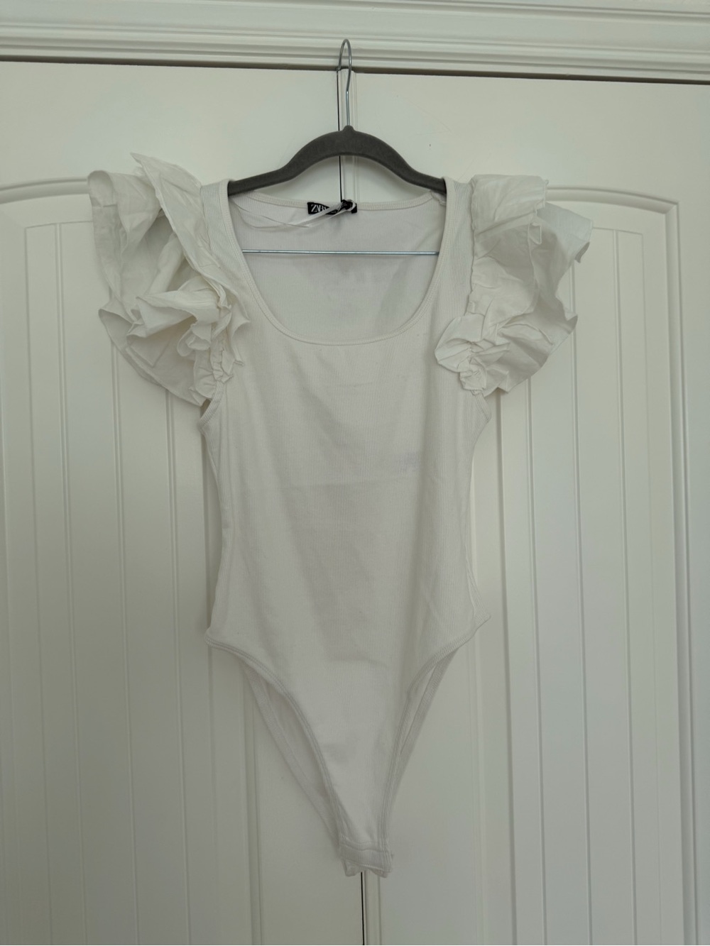 Zara White Girls Ruffle-Sleeve One-Piece Bodysuit